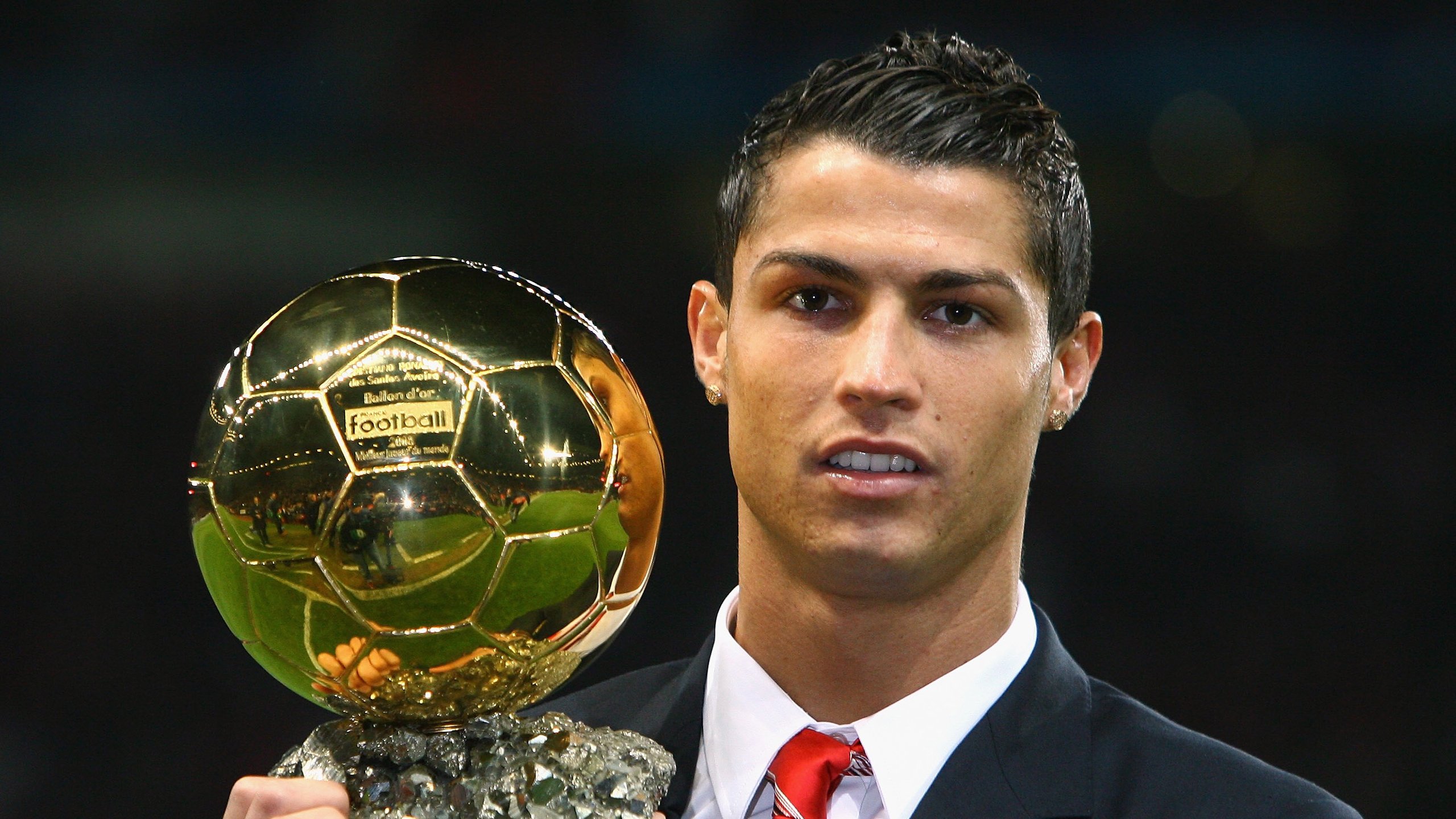 西甲比赛中裁判技术支持系统，甲a联赛裁判